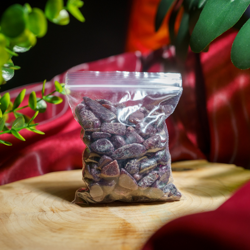 消磁碎水晶：石榴石Tumbled Garnet